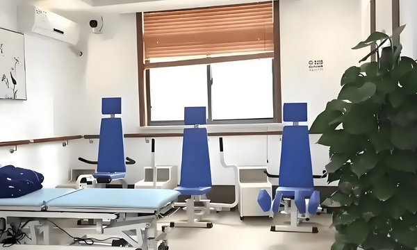 深圳积分入户表_E句话 | 董璇“新婚即分居”？ 分居类似来了头已经起的苗